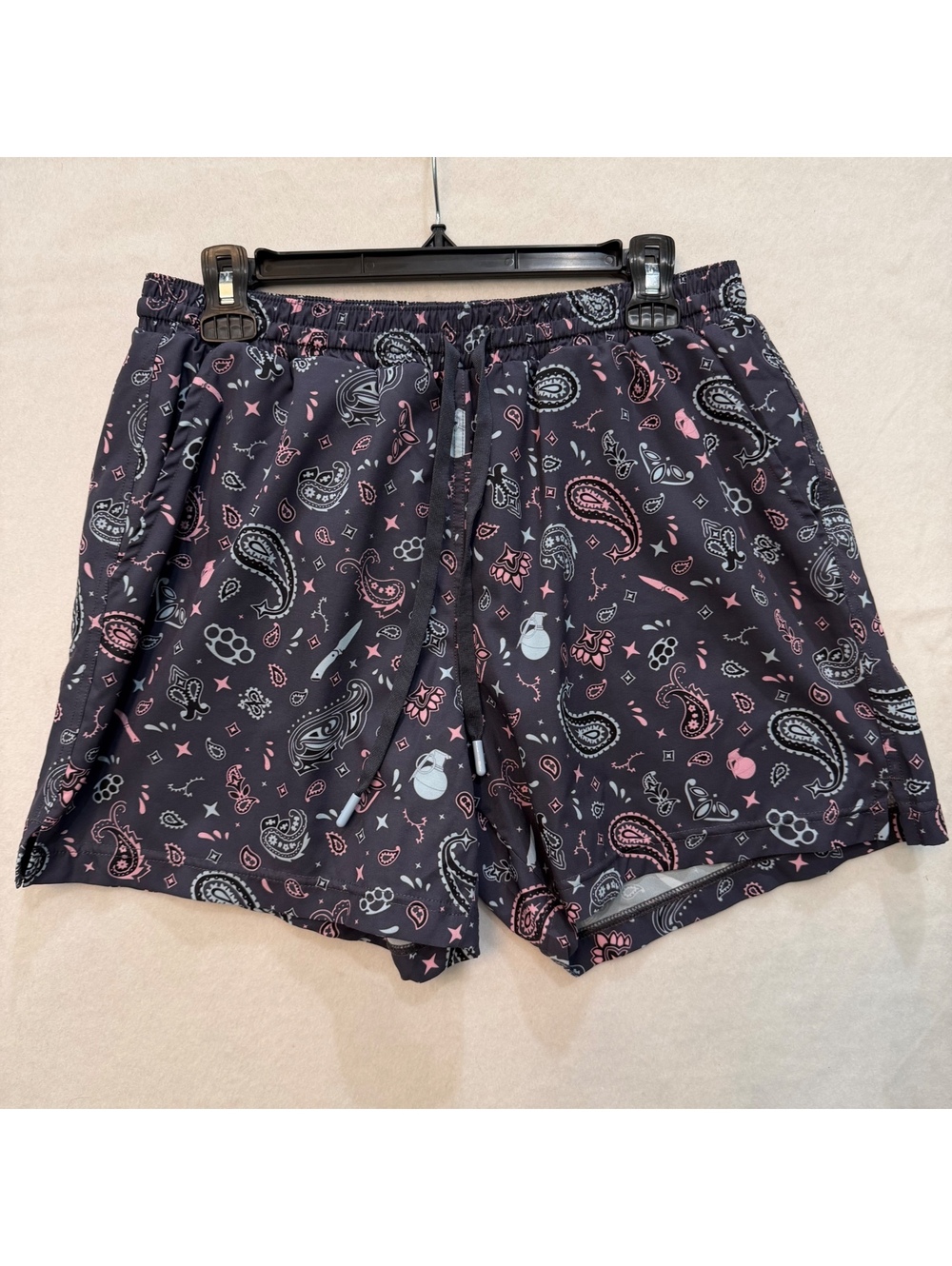 Savage Tacticians Men's Swim Trunks Sz Large Gray Paisley Grenade Shorts Lined